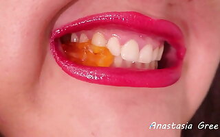 Precedent-setting close-up of the teeth of Model Anastasia Gree