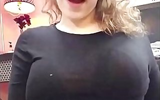 Cute stoner babe in arms tells you how respecting cum JOI Sexting