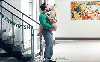 Passion-HD - Petite blonde Piper Perri fucks on St-Patrick's Old hat modern