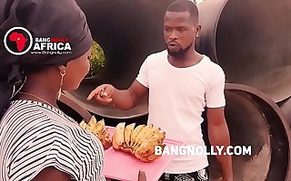 A lady who sales Banana  got  fucked by a buyer -while credo him on no matter what to eat the banana