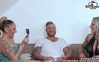 Deutsche Sport Milfs beim anal dreier FFM mit tattoo
